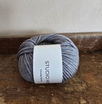 Grå - StudioMoyo - Chunky Merino