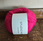 Magenta - StudioMoyo - Chunky Merino