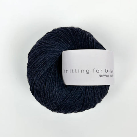 Dyp Navy / Dark Navy - Knitting For Olive - No Waste Wool